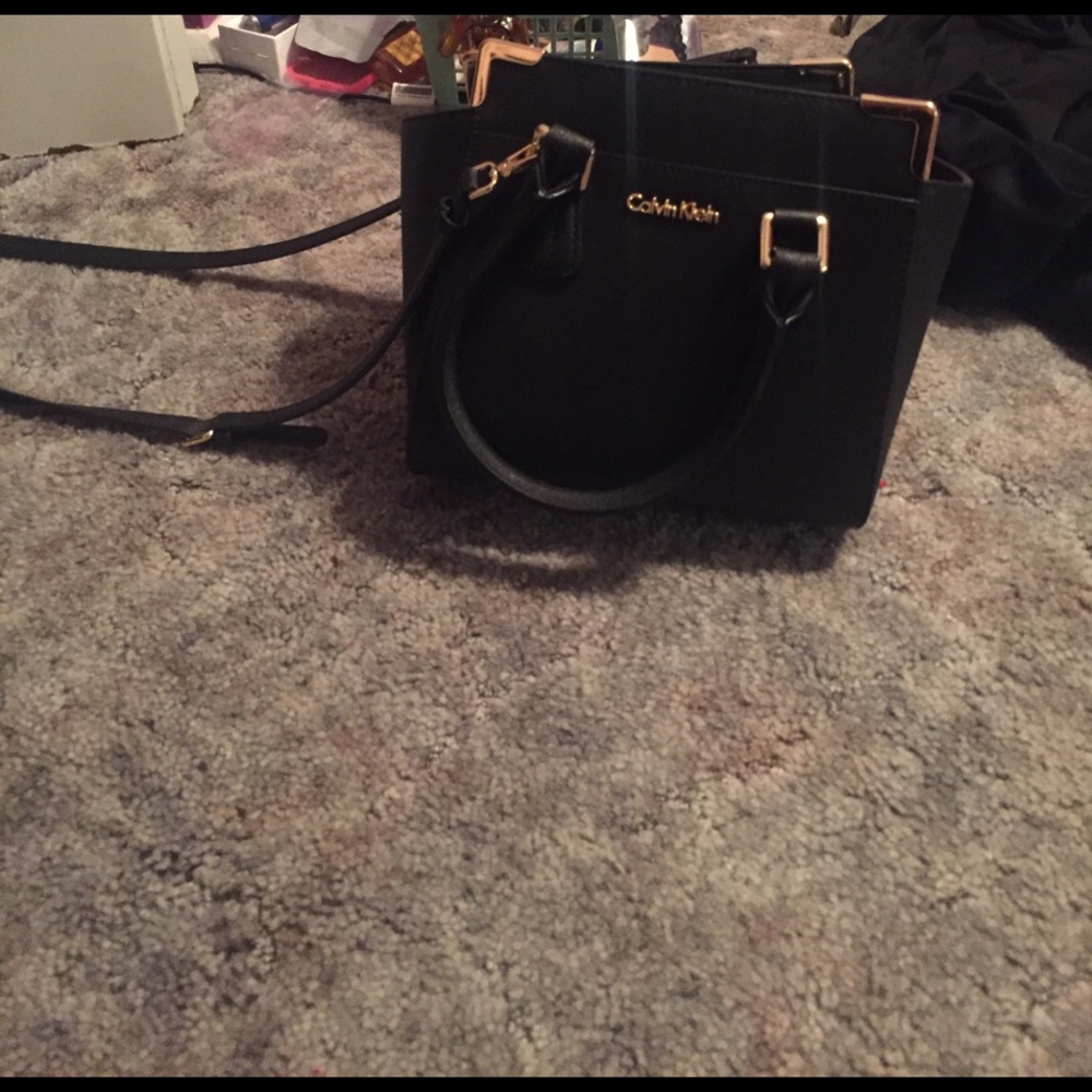 Calvin Klein purse 🤗