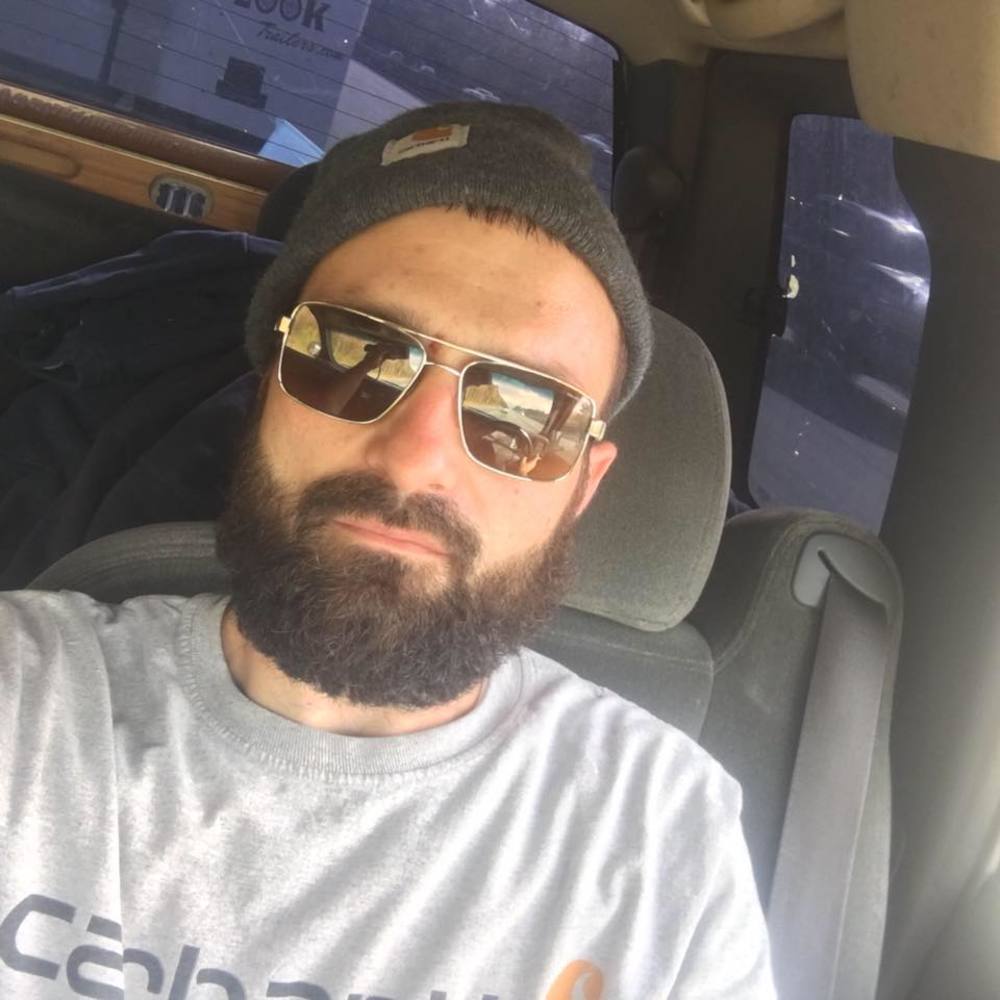 Meet your Posher, Corey