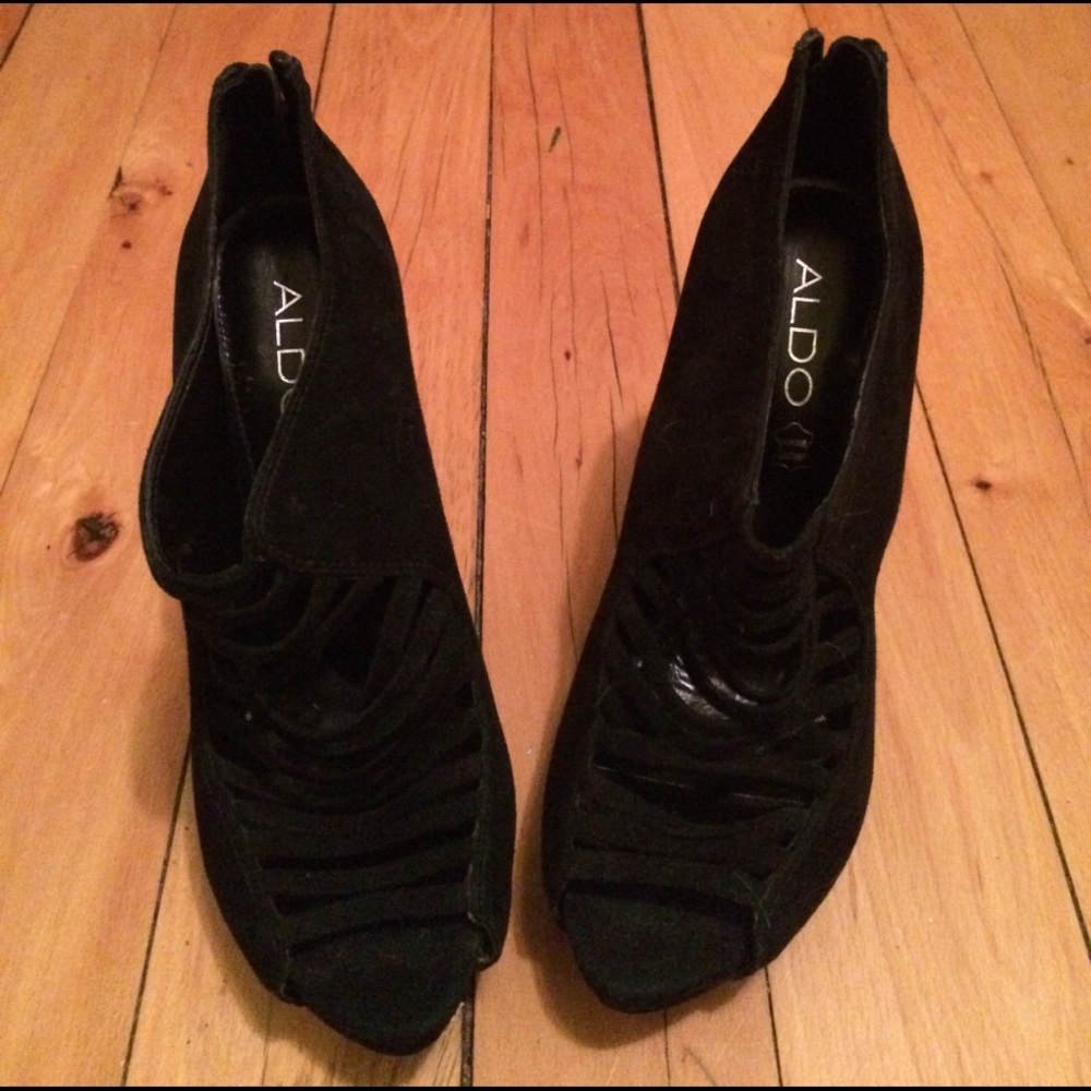Super sexy black heel