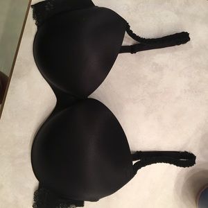 Black aerie bra with lace