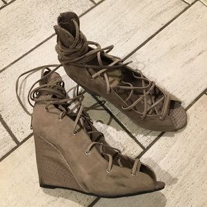 Taupe lace up peep toe ankle wedge
