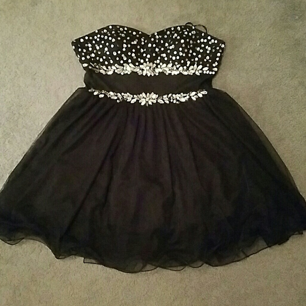 Strapless Black Formal Dress