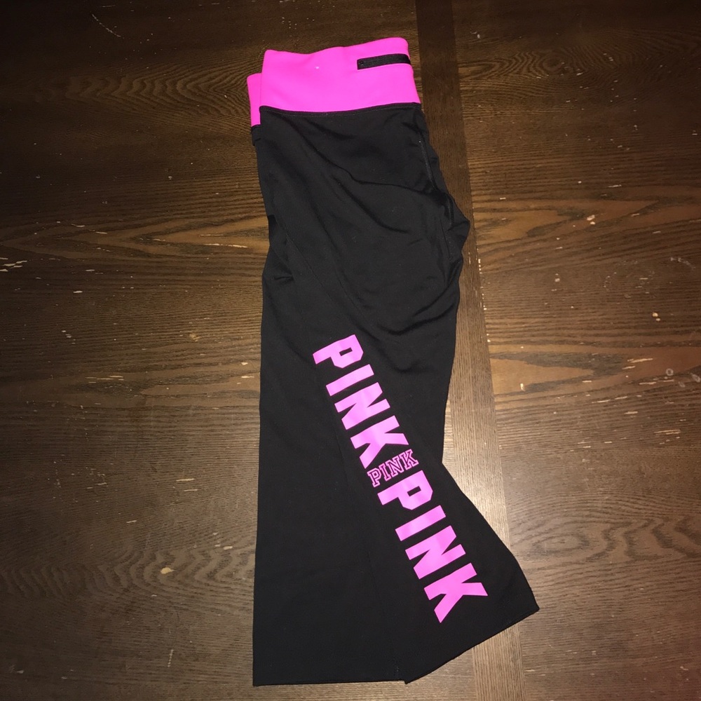 Pink cropped leggings
