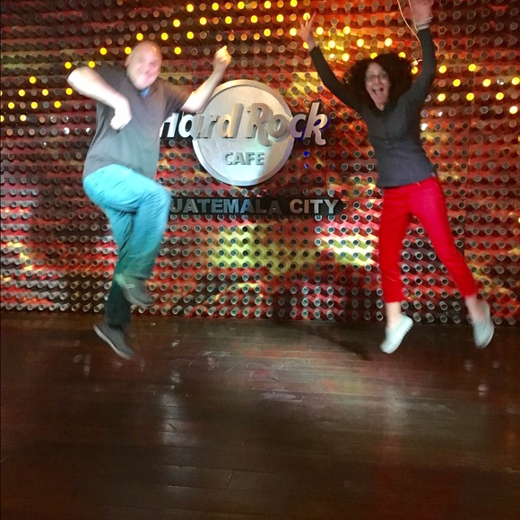 Meet your Posher, Julie - Picture 3 of 3