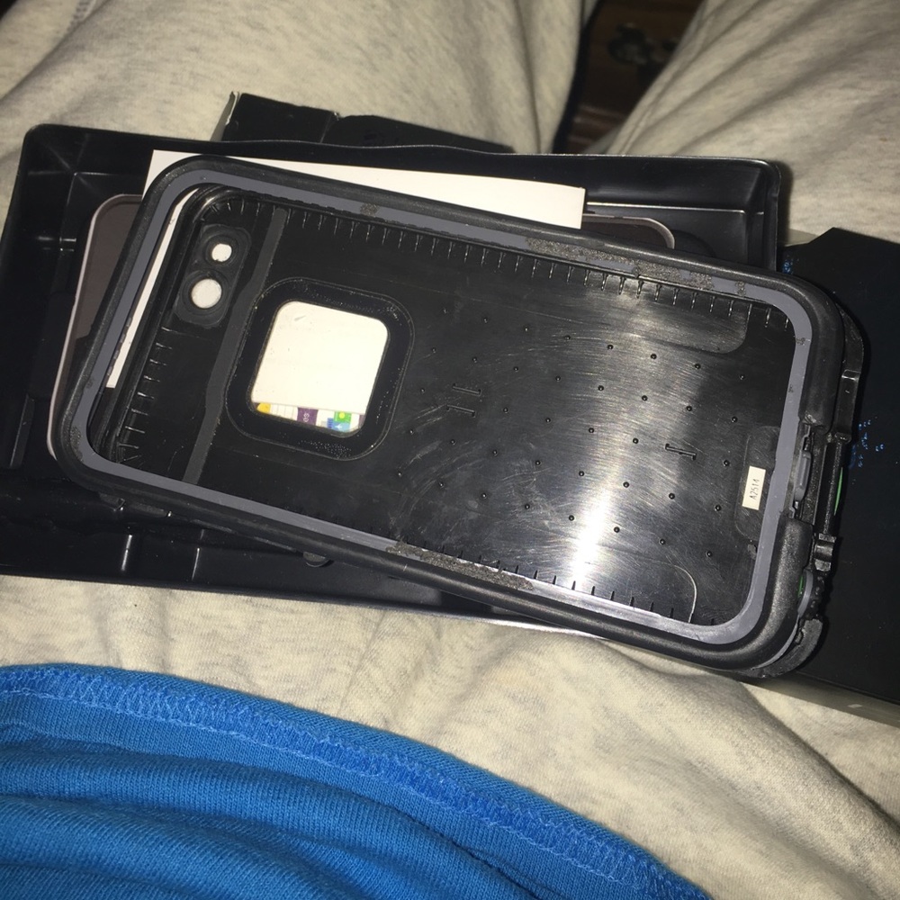 Lifeproof case