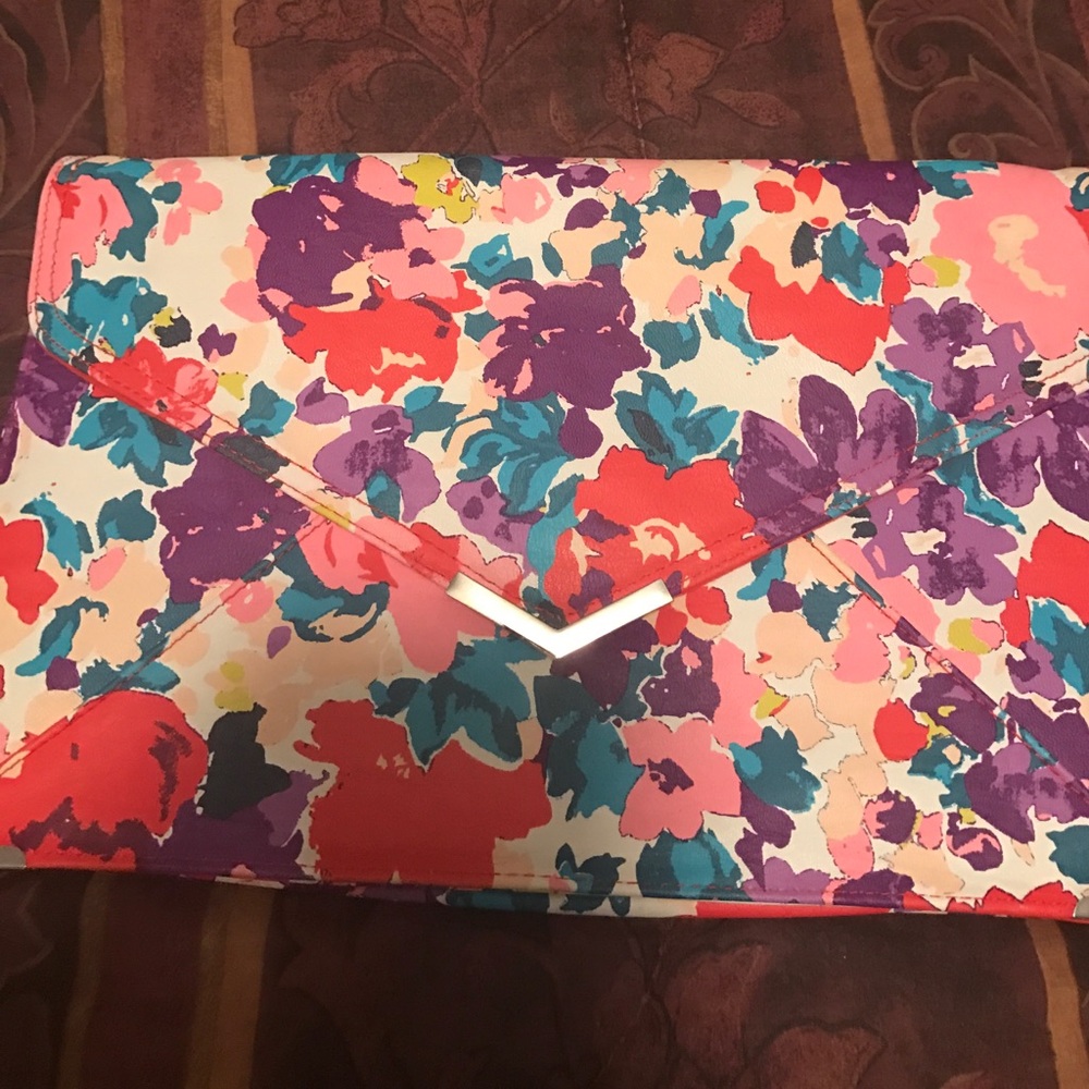 Handbag collection - Picture 6 of 8