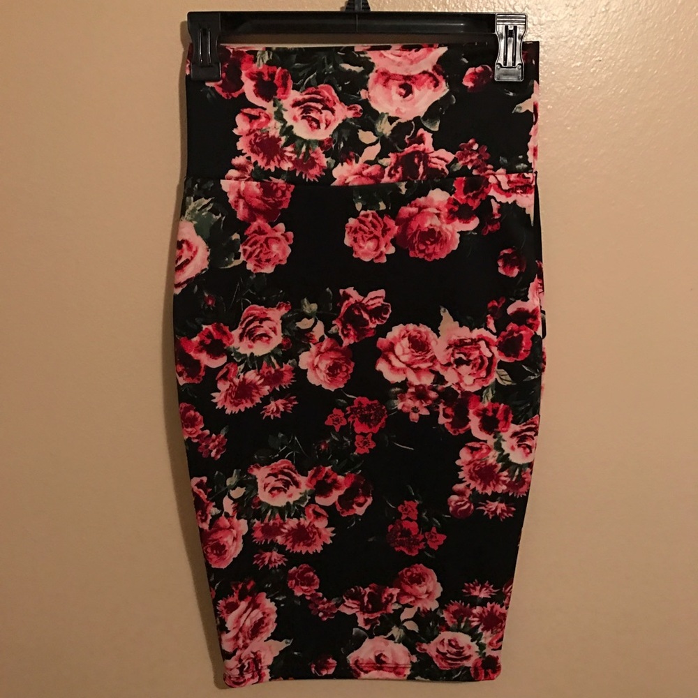 Floral bodycon midi/pencil skirt