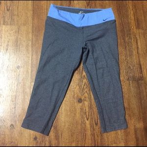 Nike dry fit capri tights