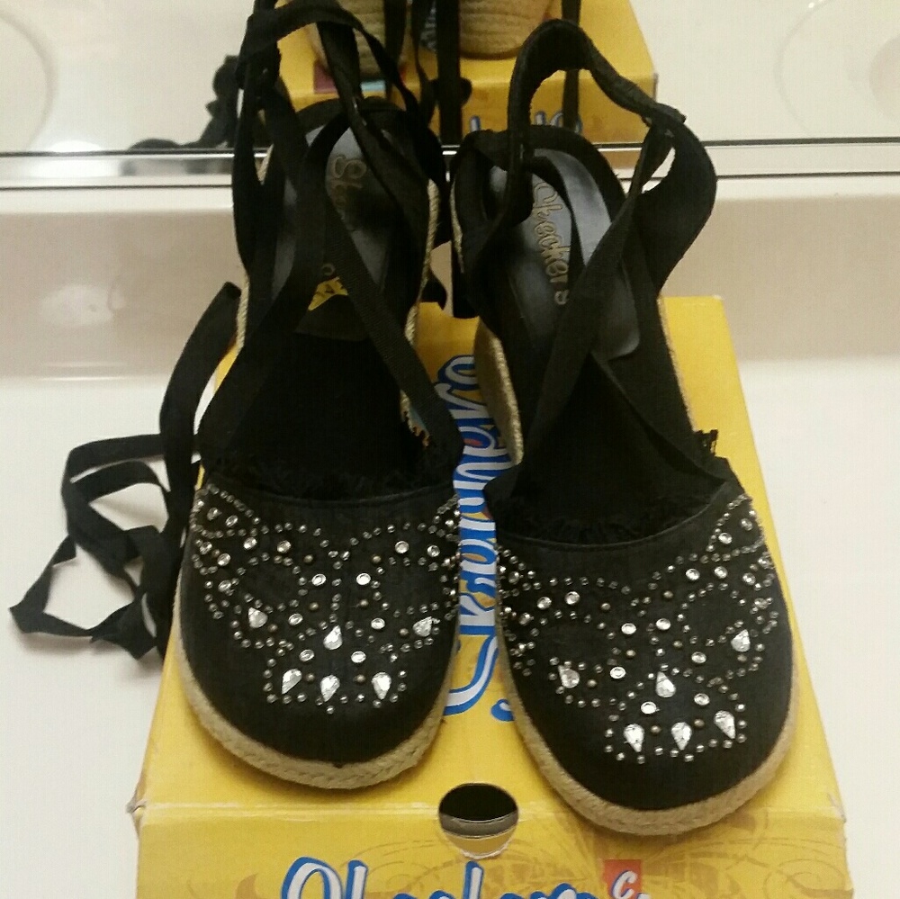 Shoes  Black Wedges