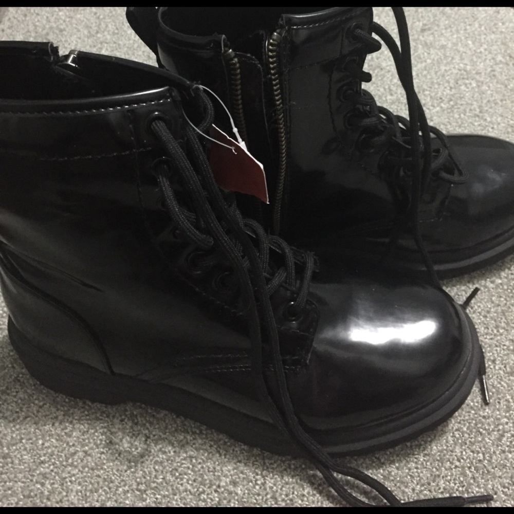 Mossimo brand combat style boots