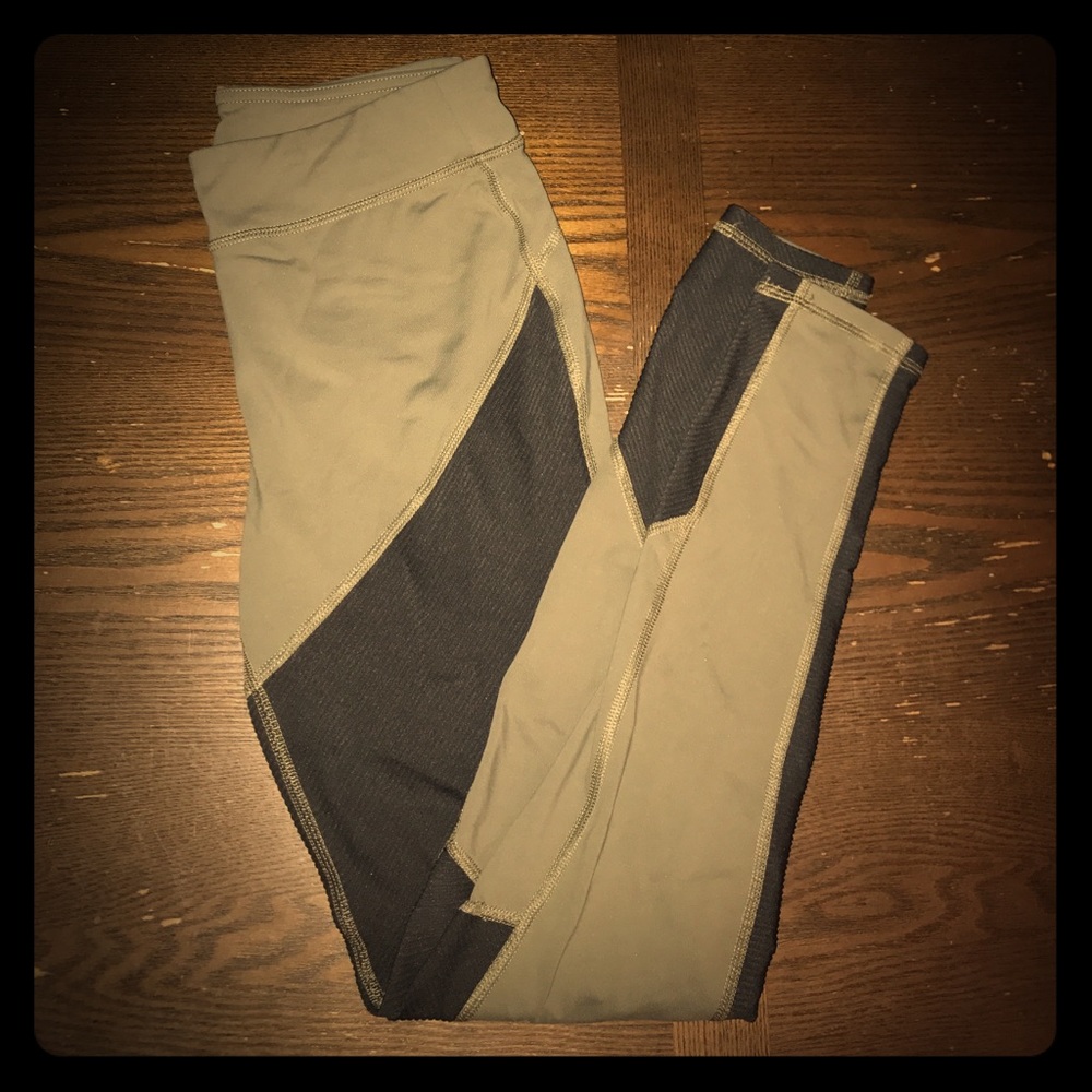 C9 athletic leggings!  Army green and black