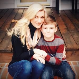 Meet your Posher, Rhetta