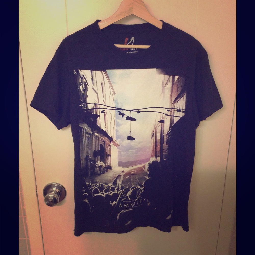 Amplify Tee