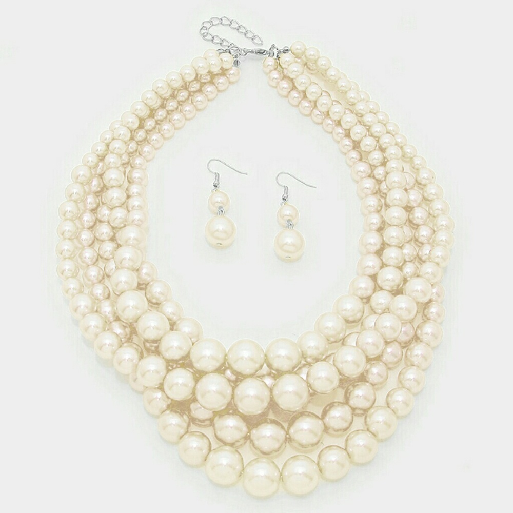 🆕Multi-Strand Pearl Necklace Set🆕