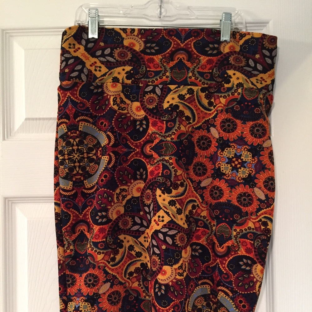 LuLaRoe Cassie Size M