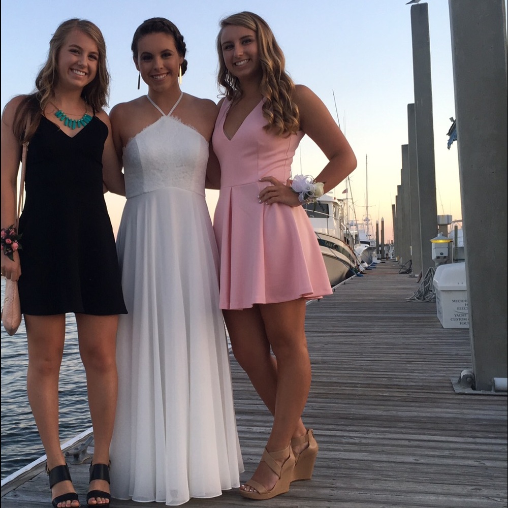 Blush pink lovers + friends dress!! - Picture 4 of 4