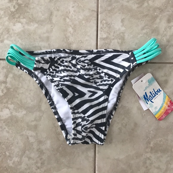 NWT gray & white printed bikini bottom - Picture 1 of 2