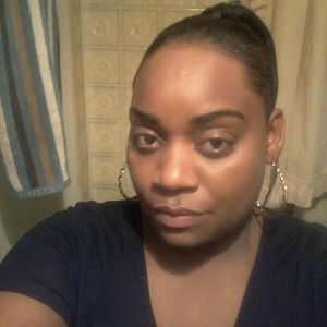 Meet your Posher, Roshanda