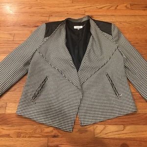 Calvin Klein black & white houndstooth edgy Blazer