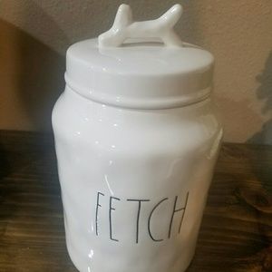 ❌Sold On Other Site❌ Rae Dunn Fetch cannister