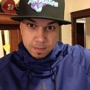 Meet your Posher, Max