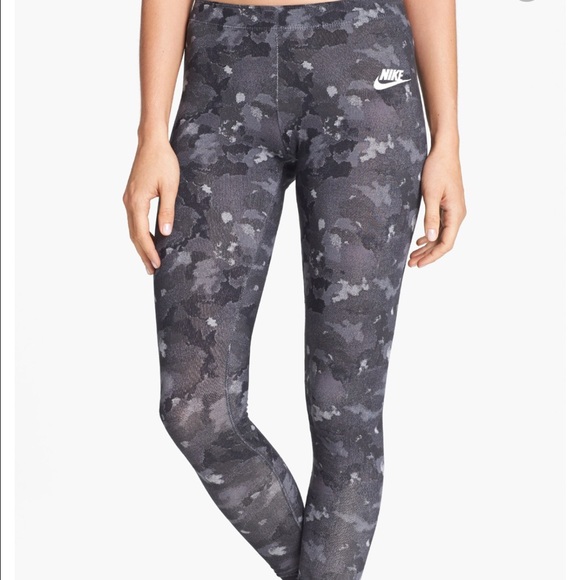 Nike Pants - Nike Leg-a-see running tights. Like new!
