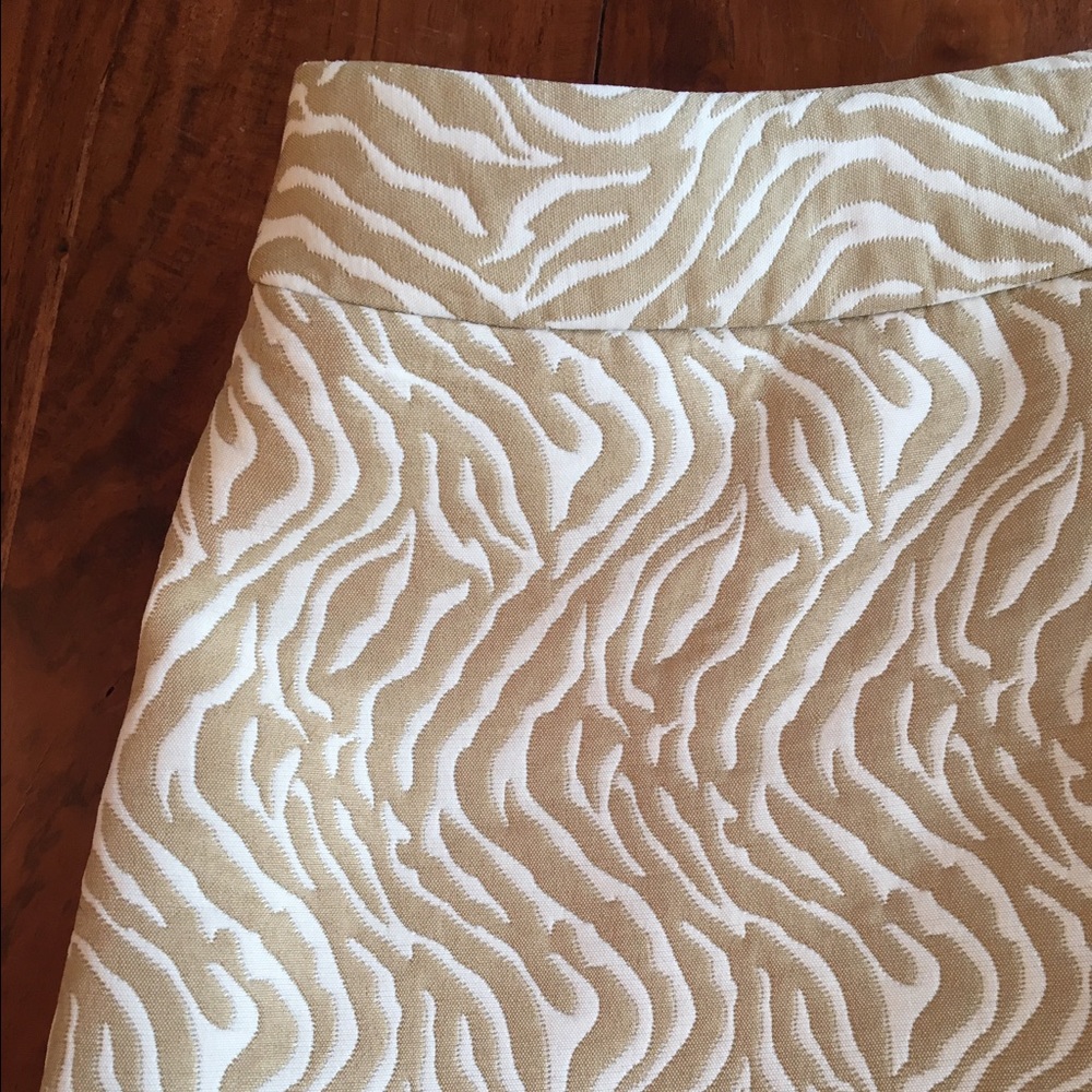 Animal print lined skirt
