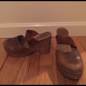 Free People clogs