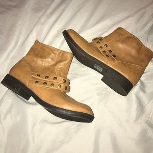 Pacsun Studded booties