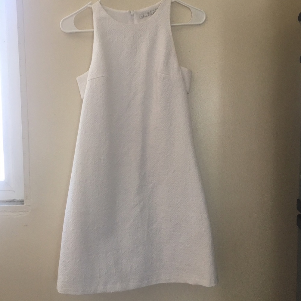 Zara trafaluc white dress