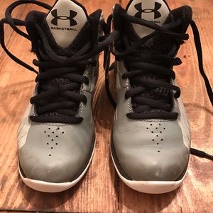 Under Armour boys basketball shoes
