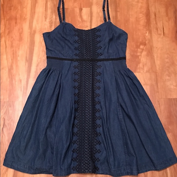 Free People Dresses & Skirts - Denim Free People dress. Size L. Worn twice.