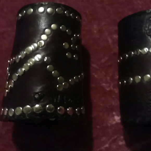 Wisecat Arm-guards leather studded cuffs - Picture 1 of 2