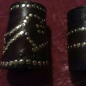 Wisecat Arm-guards leather studded cuffs