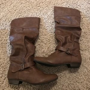 Mossimo brown slouch boots