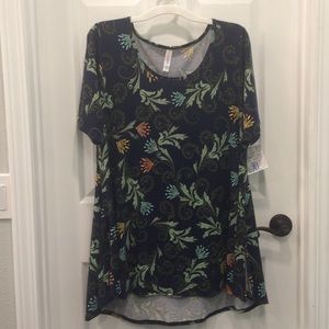 Lularoe perfect tee