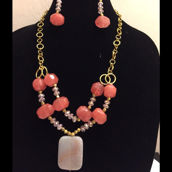 New Necklace and earring set - Picture 1 of 2