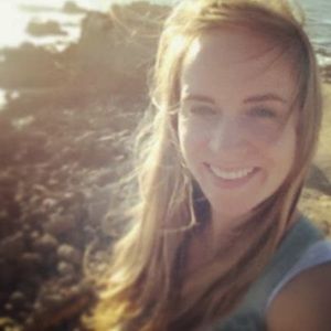 Meet your Posher, Caitlin