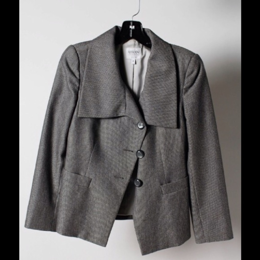 Price reduced->>>Beautiful Armani jacket
