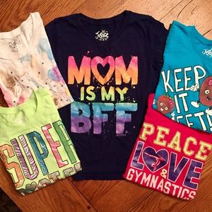Girls Lot 5 of Tshirts JUSTICE + Old Navy, etc
