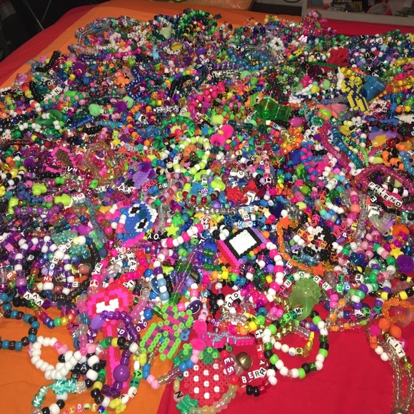 ✨Bundles of kandi singles!✨ - Picture 2 of 3