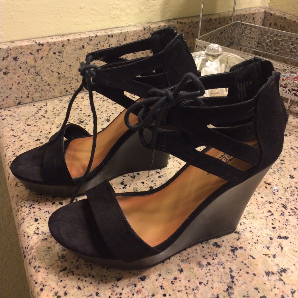 Black lace up wedges