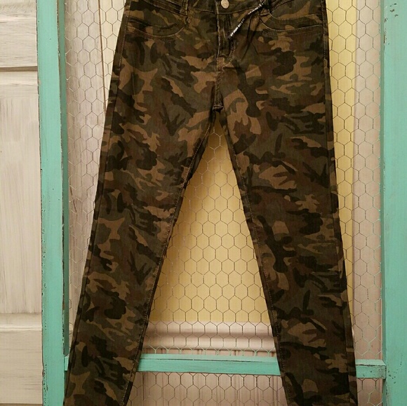 VIP Camo skinny jeans - Picture 2 of 2