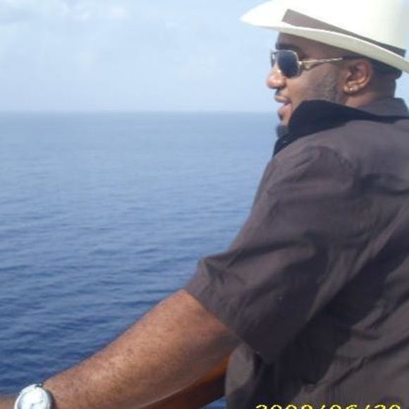 Meet your Posher, Gerald - Picture 1 of 1