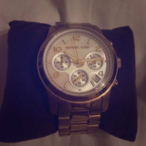 Michael Kors Accessories - Authentic Gold Michael Kors Watch