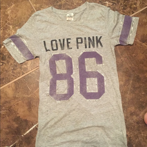Victoria's Secret Tops - Victoria Secret Tee
