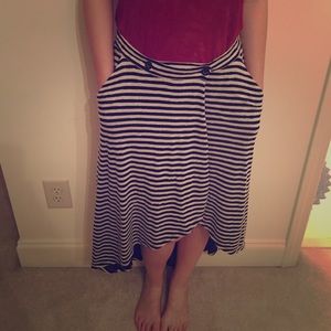 Striped high-low skirt 🐝