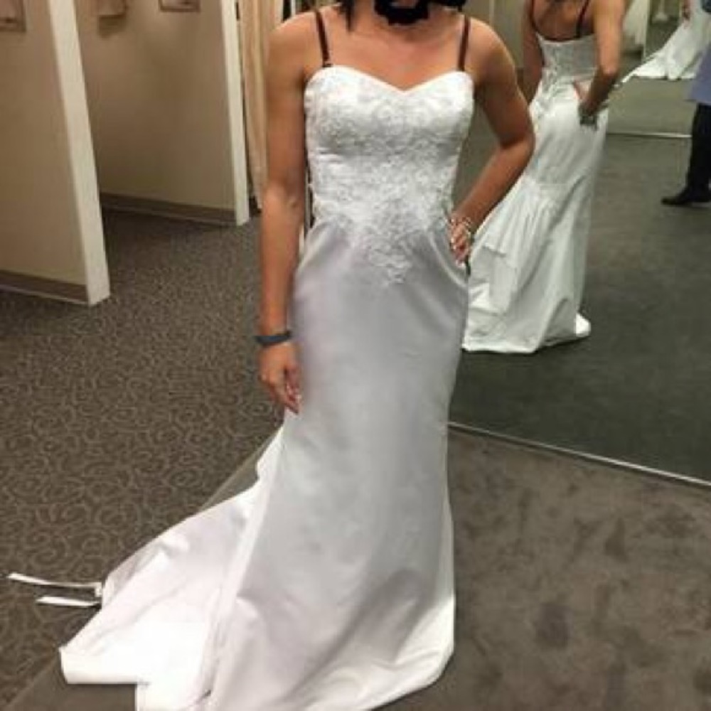 Davids Bridal Wedding Dress
