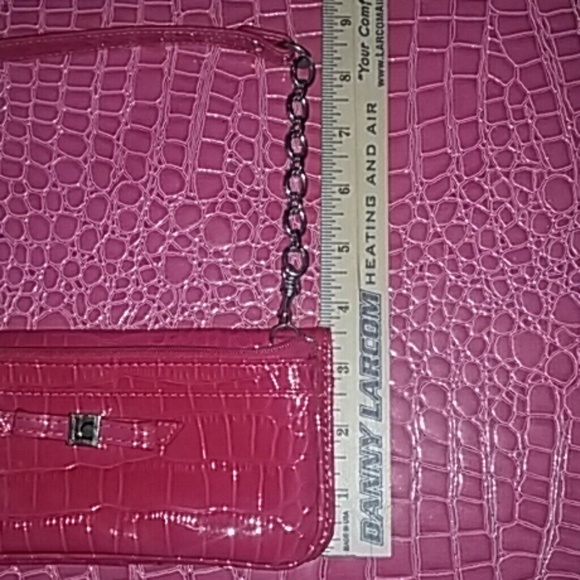 Handheld Purse - Picture 6 of 6