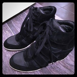 Like new Ash heeled tennis shoes, size 38 (8)